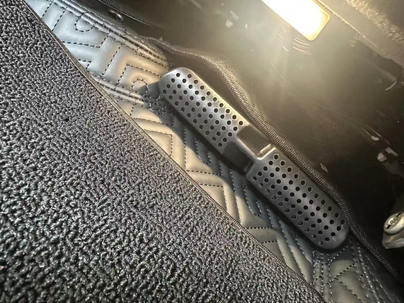 Car Air Vent Cover Grille For  - Car Accessories Rear ulasan dan harga